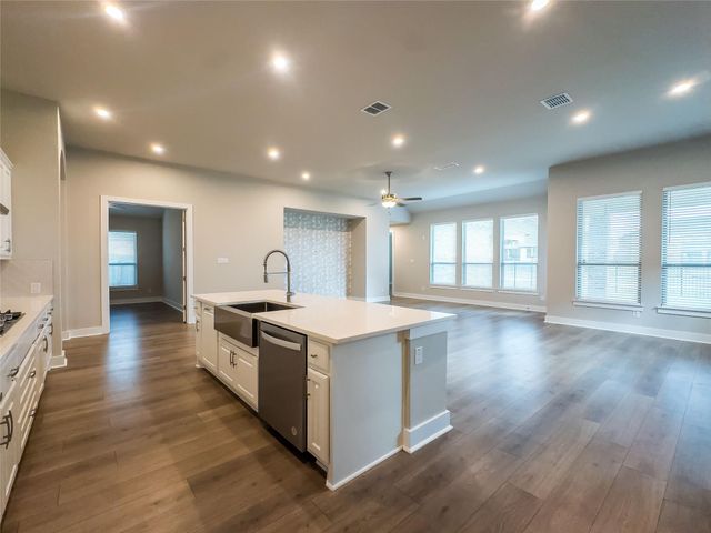 337 Alicante LN, Liberty Hill, TX 78642