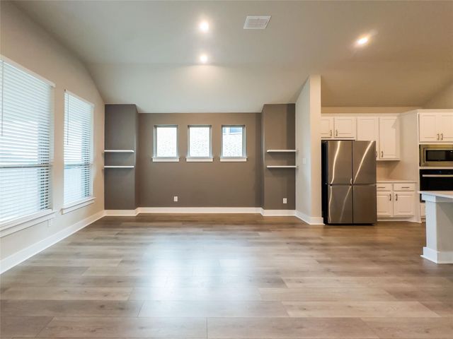 337 Alicante LN, Liberty Hill, TX 78642