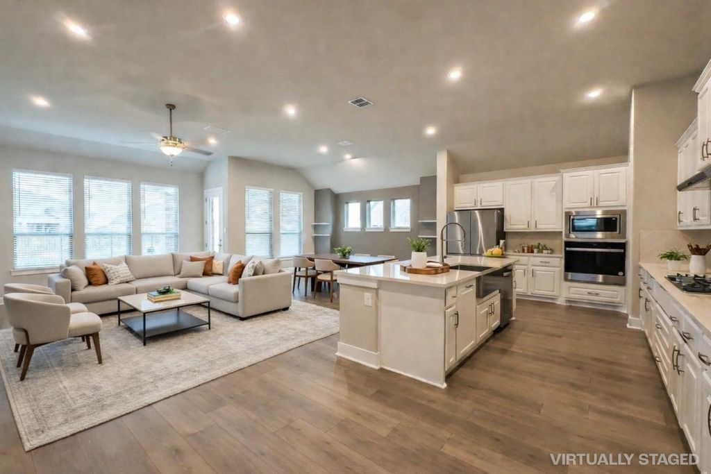 337 Alicante LN, Liberty Hill, TX 78642