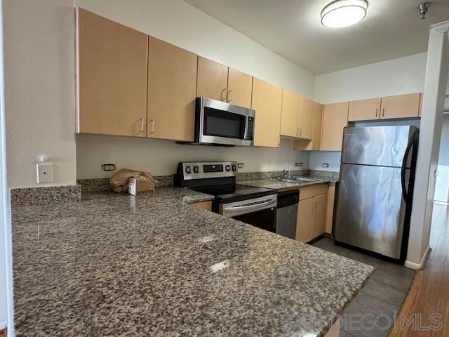 1643 6th Ave 408, San Diego, CA 92101