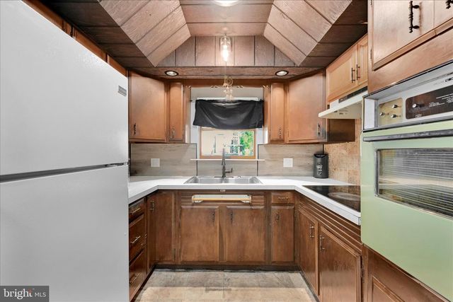 41 S SPENCER ST, Frackville, PA 17931