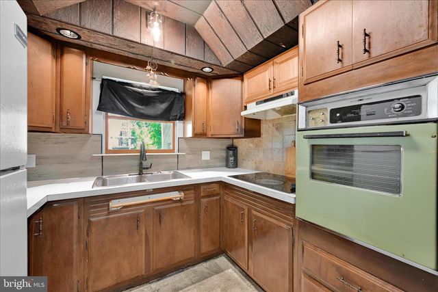 41 S SPENCER ST, Frackville, PA 17931