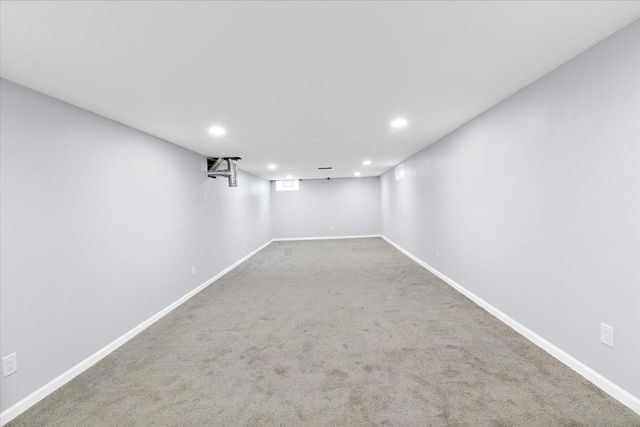 2031 Terry LANE, De Pere, WI 54115