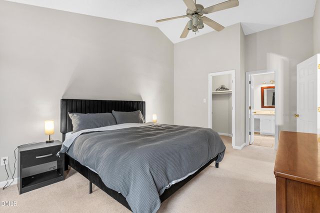 16 Meadowcrest Drive, Durham, NC 27703