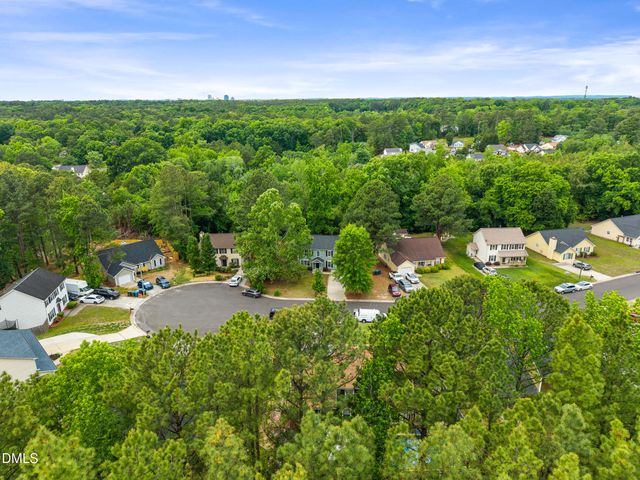 16 Meadowcrest Drive, Durham, NC 27703