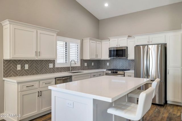 3450 N 146TH Drive, Goodyear, AZ 85395