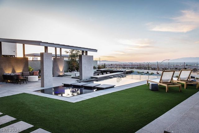 2240 Sky Pointe Ridge Drive, Henderson, NV 89052