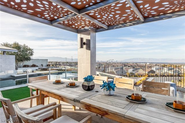 2240 Sky Pointe Ridge Drive, Henderson, NV 89052