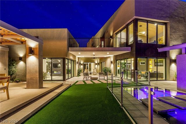 2240 Sky Pointe Ridge Drive, Henderson, NV 89052