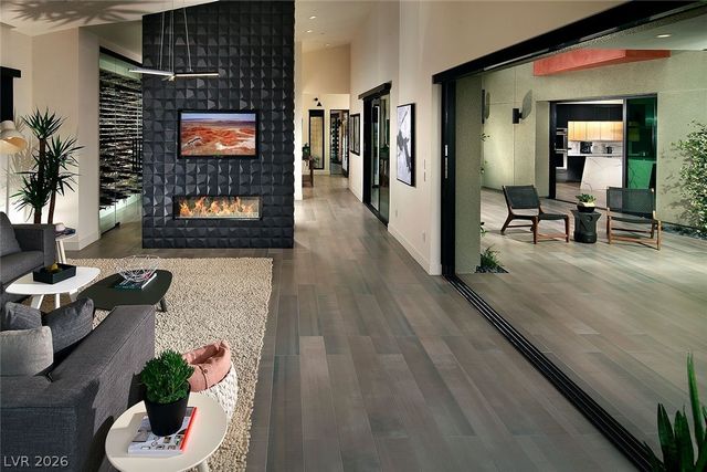 2240 Sky Pointe Ridge Drive, Henderson, NV 89052