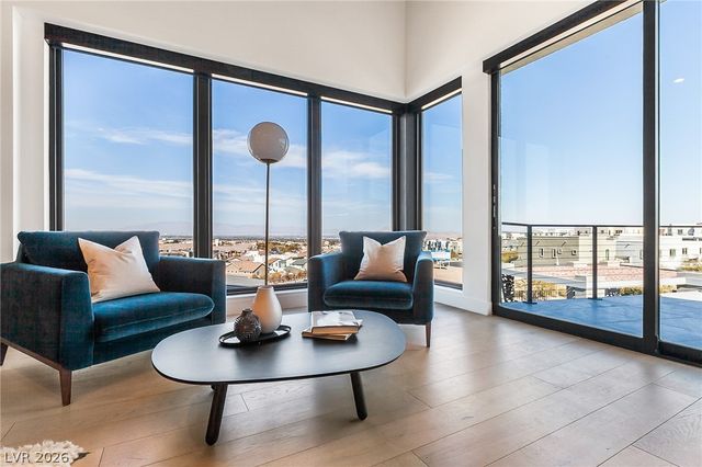 2240 Sky Pointe Ridge Drive, Henderson, NV 89052