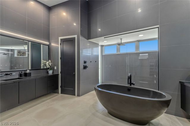 2240 Sky Pointe Ridge Drive, Henderson, NV 89052