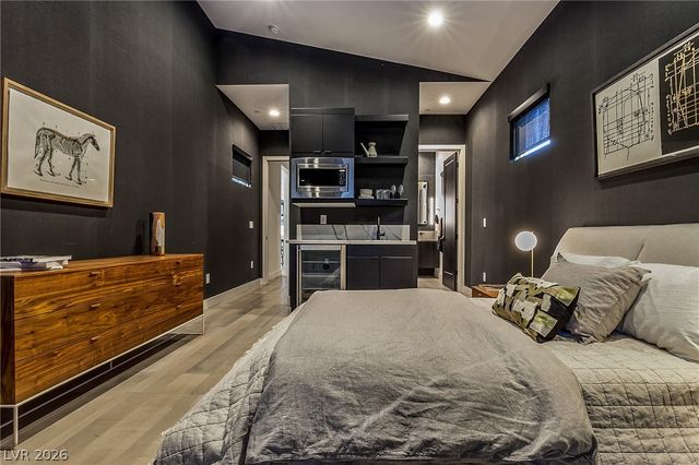 2240 Sky Pointe Ridge Drive, Henderson, NV 89052