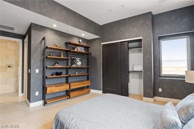 2240 Sky Pointe Ridge Drive, Henderson, NV 89052