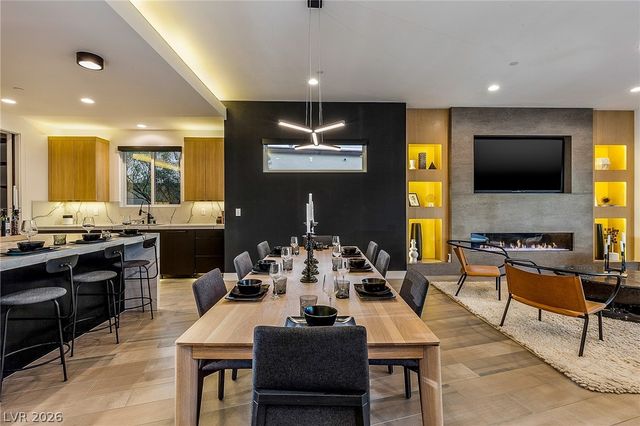 2240 Sky Pointe Ridge Drive, Henderson, NV 89052