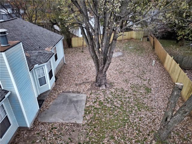 1654 N Timberline Drive, Fayetteville, AR 72704