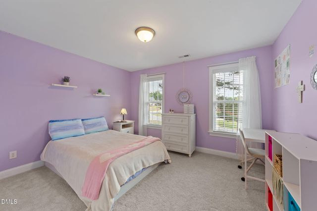 669 Kintyre Drive, Clayton, NC 27520