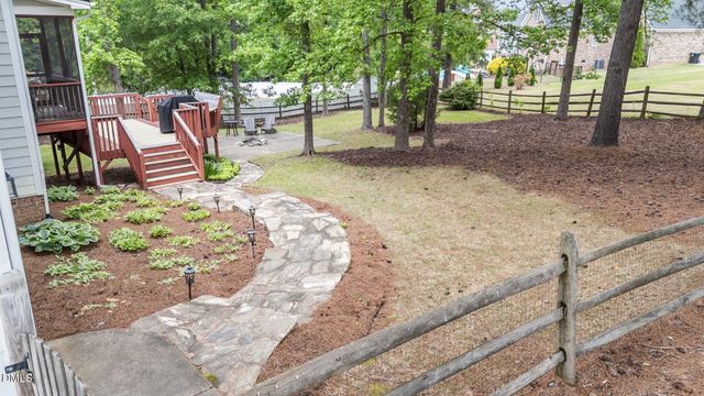 669 Kintyre Drive, Clayton, NC 27520