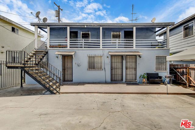 1081 Cherry Avenue, Long Beach, CA 90813