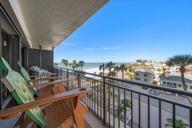 7650 BAYSHORE DRIVE 406, Treasure Island, FL 33706