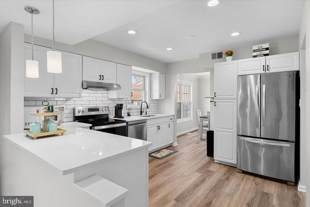 6200 FRANCONIA FOREST CT, Alexandria, VA 22310