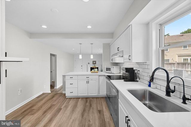 6200 FRANCONIA FOREST CT, Alexandria, VA 22310