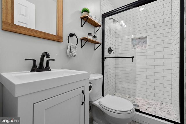 6200 FRANCONIA FOREST CT, Alexandria, VA 22310