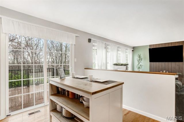 484 Summit Tree Court, Fenton, MO 63026