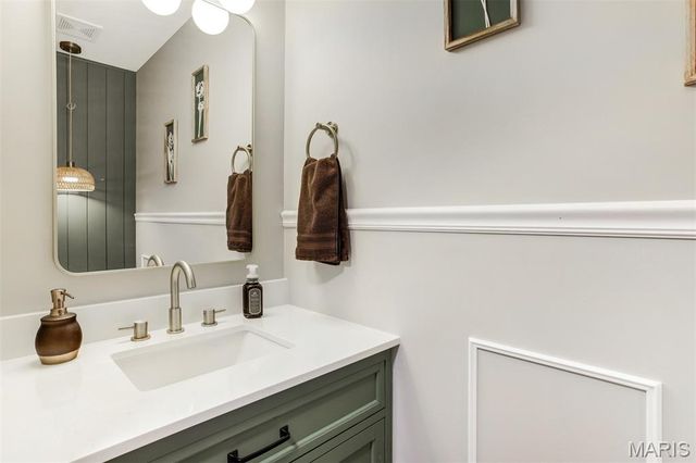 484 Summit Tree Court, Fenton, MO 63026