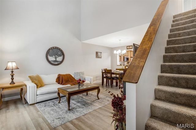 484 Summit Tree Court, Fenton, MO 63026