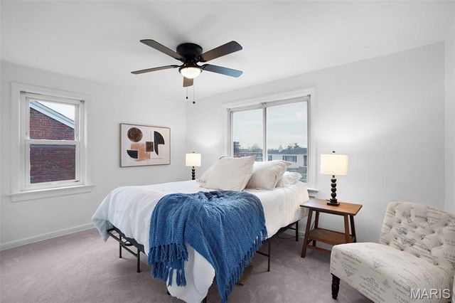 813 Chain Of Rocks Drive, St Louis, MO 63137