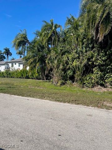 7165 Congdon RD, Fort Myers, FL 33908
