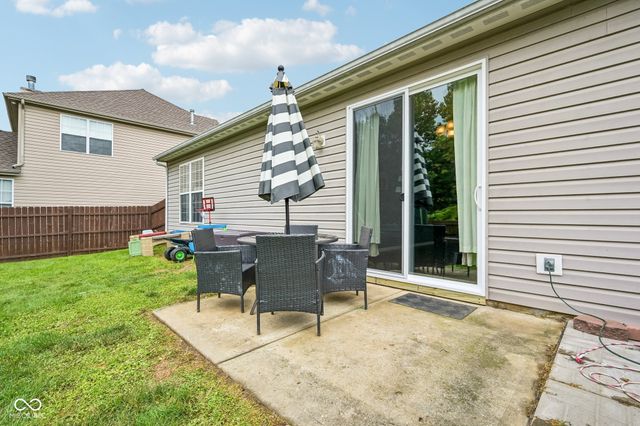 8072 Lawrence Woods Place, Indianapolis, IN 46236