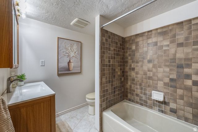 2325 W 5650 S, Roy, UT 84067