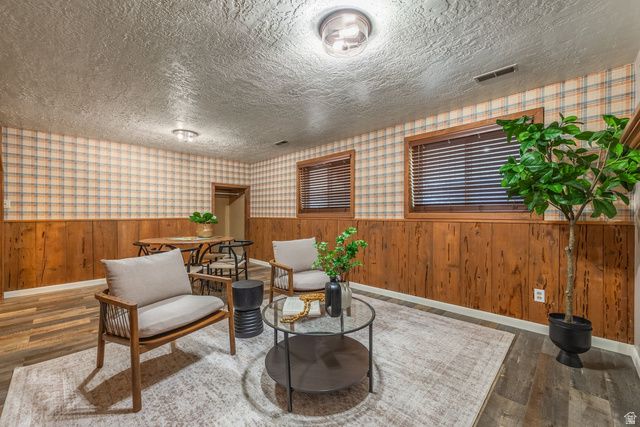 2325 W 5650 S, Roy, UT 84067
