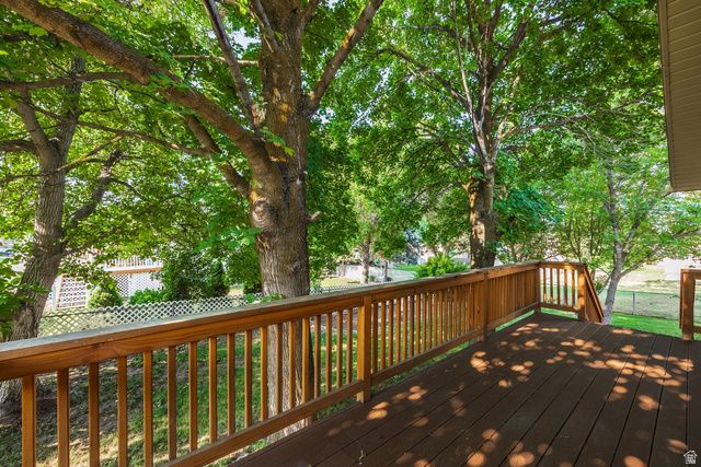 2325 W 5650 S, Roy, UT 84067