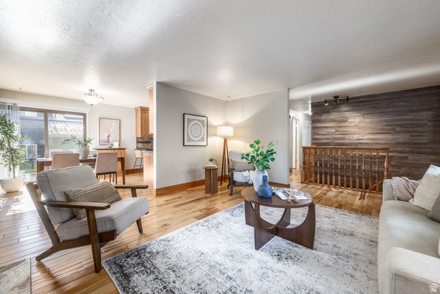 2325 W 5650 S, Roy, UT 84067
