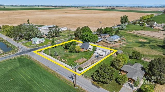 4004 N 2600 E., Twin Falls, ID 83301