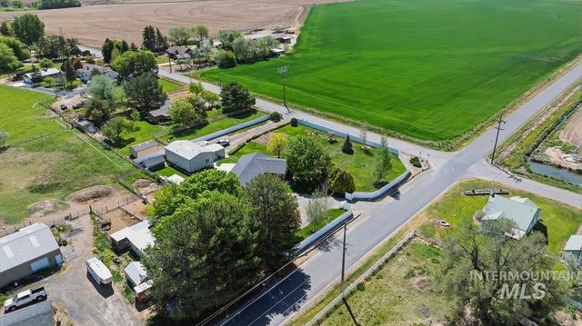 4004 N 2600 E., Twin Falls, ID 83301