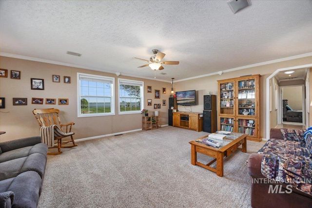 4004 N 2600 E., Twin Falls, ID 83301