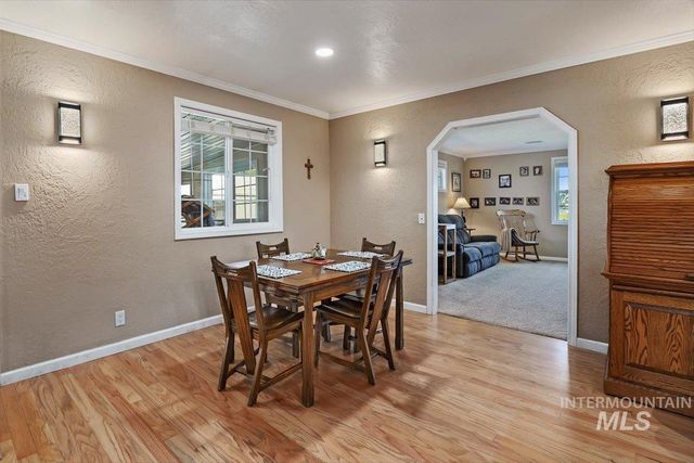 4004 N 2600 E., Twin Falls, ID 83301