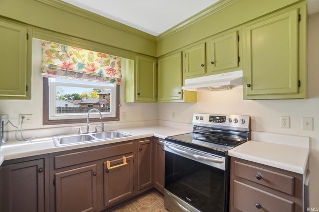 3921 Summersworth Run, Fort Wayne, IN 46804