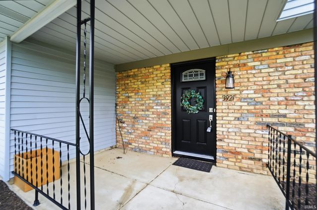 3921 Summersworth Run, Fort Wayne, IN 46804