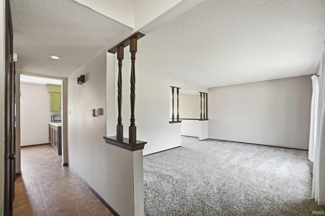 3921 Summersworth Run, Fort Wayne, IN 46804