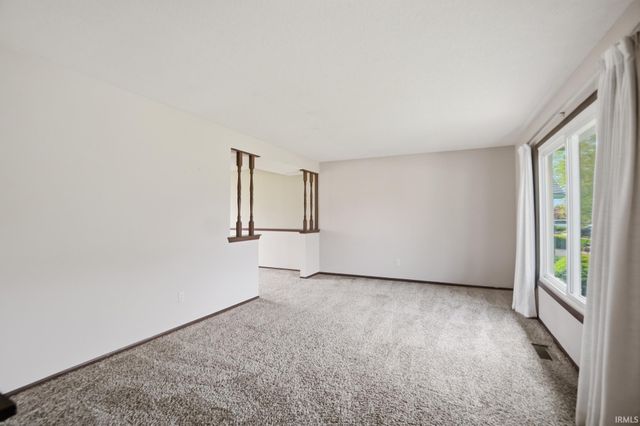 3921 Summersworth Run, Fort Wayne, IN 46804