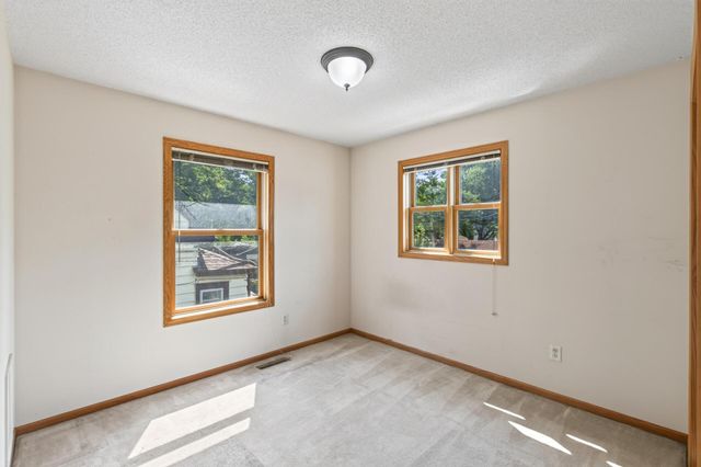 1907 25th Avenue N, Minneapolis, MN 55411