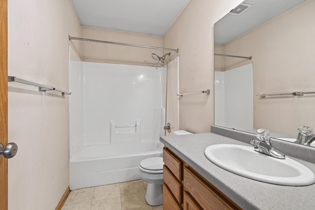 1907 25th Avenue N, Minneapolis, MN 55411