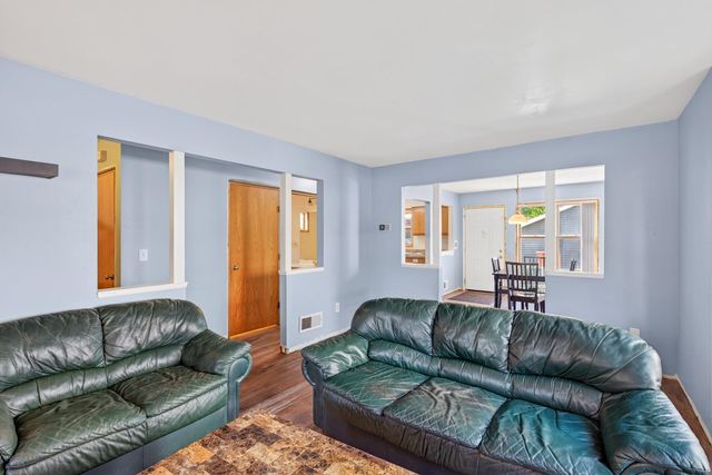 1907 25th Avenue N, Minneapolis, MN 55411