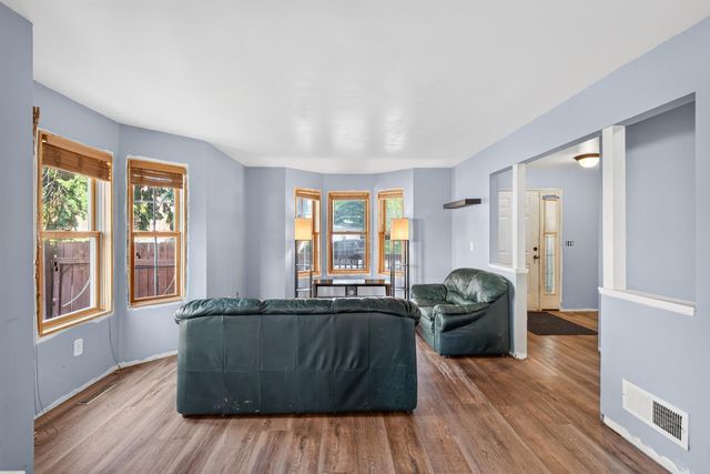 1907 25th Avenue N, Minneapolis, MN 55411