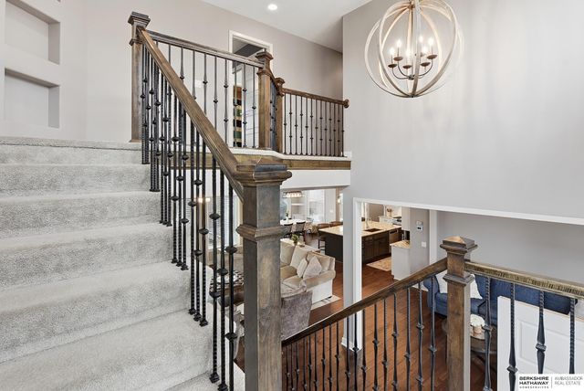 917 S 185th Street, Omaha, NE 68022